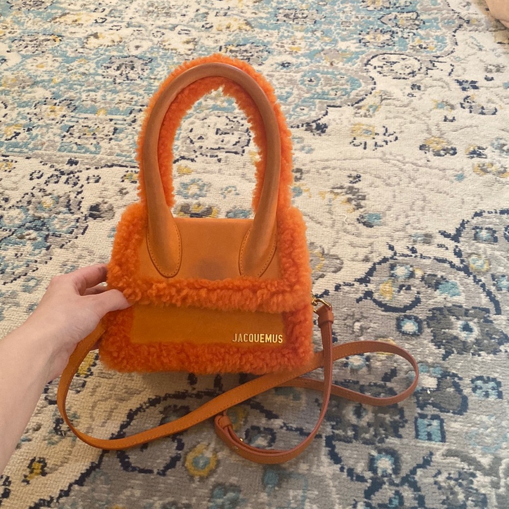 Orange Jacquemus sherpa purse